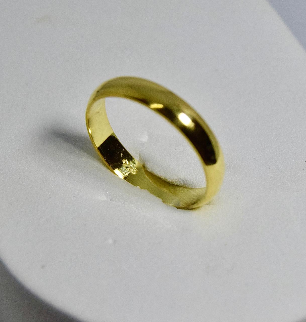 9ct Yellow Gold 3mm Half Round Wedding Band